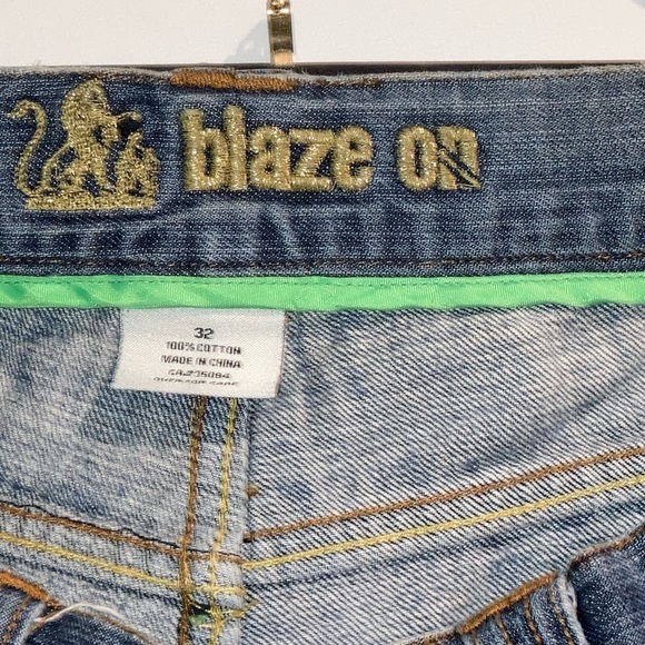 Blaze Jeans - Picture 5 of 6